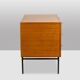 Commode en merisier blond vernis. Années 1960.
