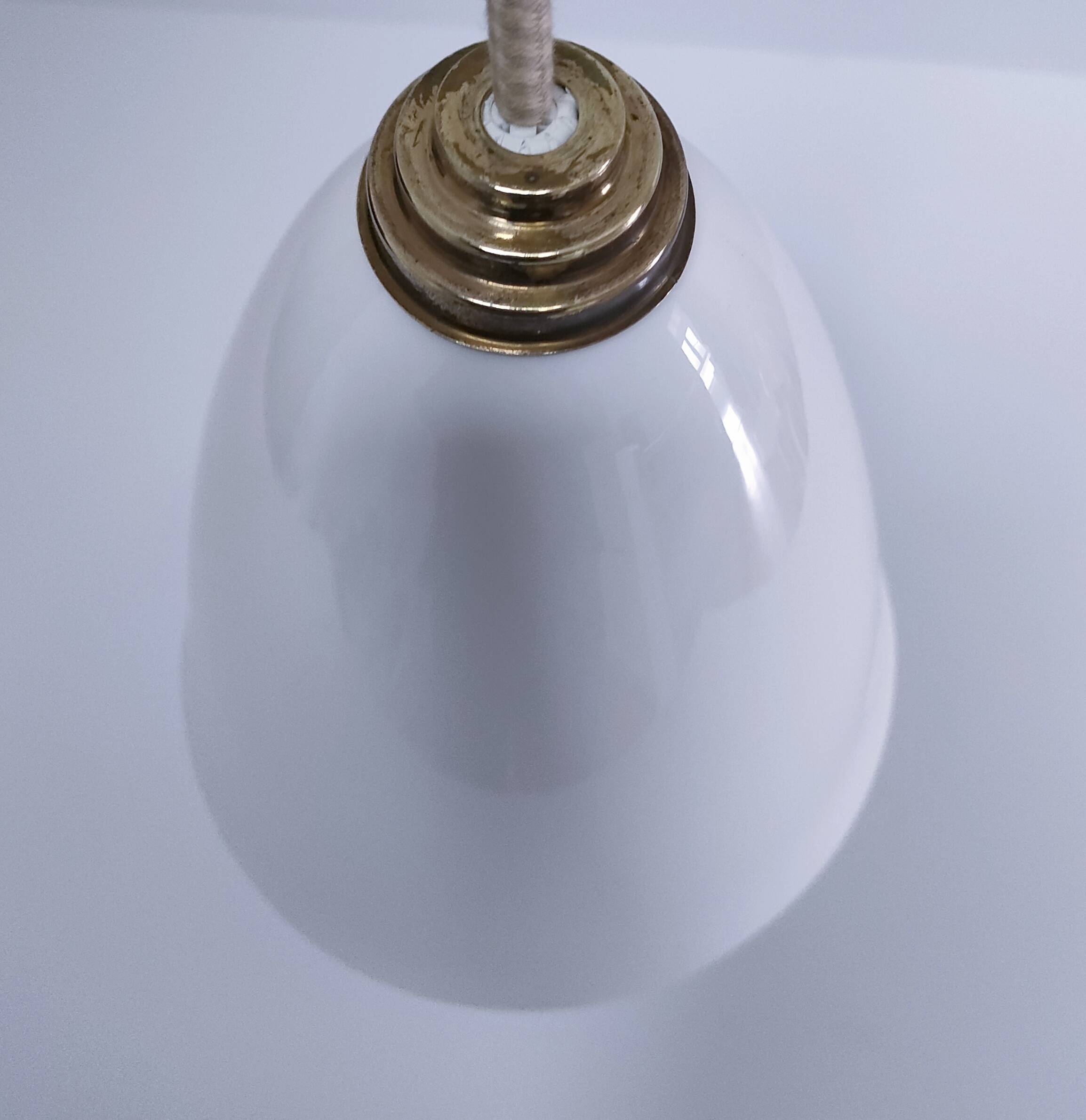 BTC England porcelain pendant light