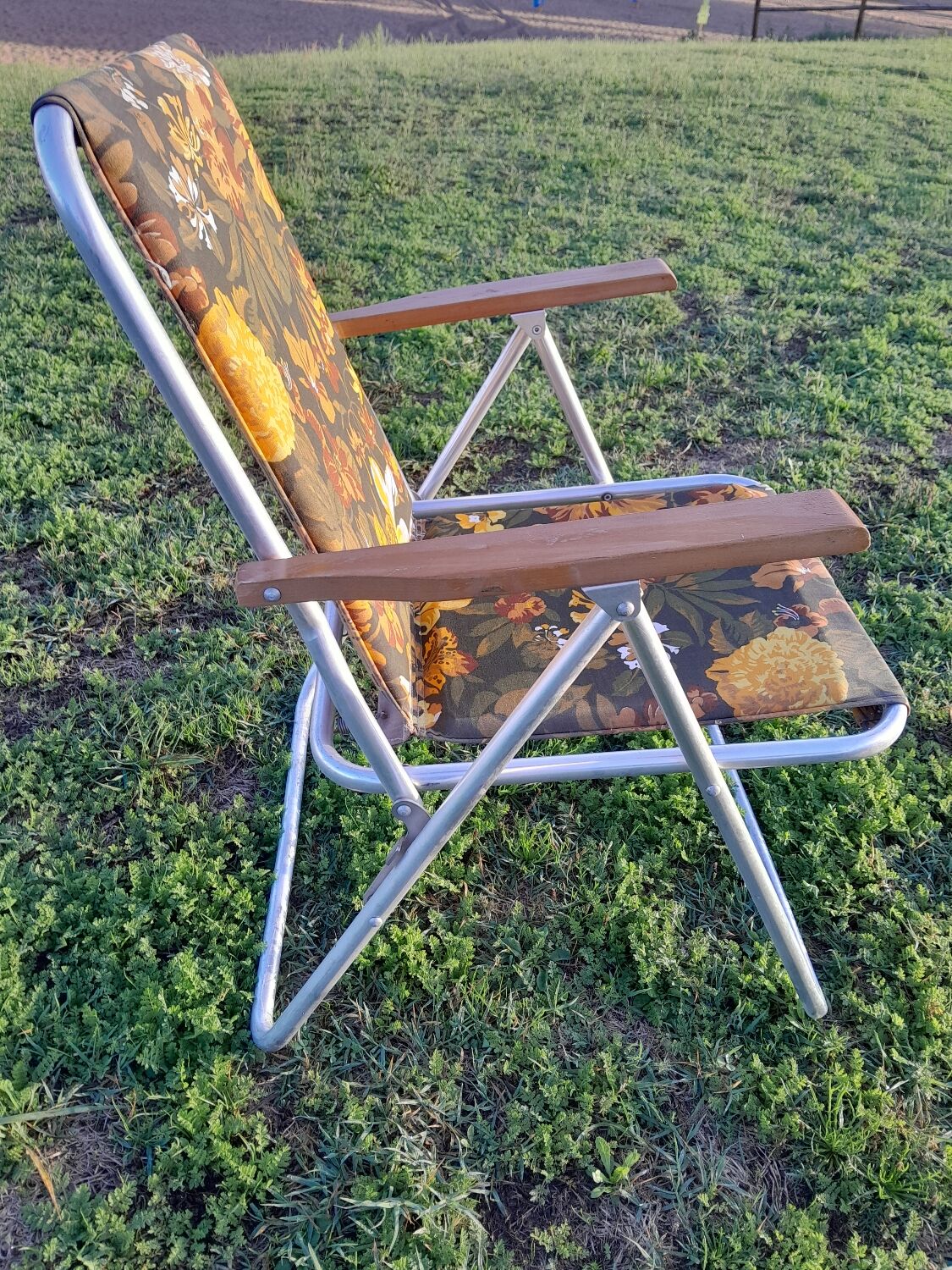 Folding armchair from the 60s/70s