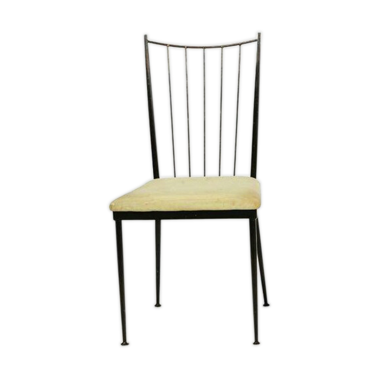 Colette Gueden chair from the 1960s will be a primavera collection