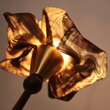 Floral lamp in brass tulle