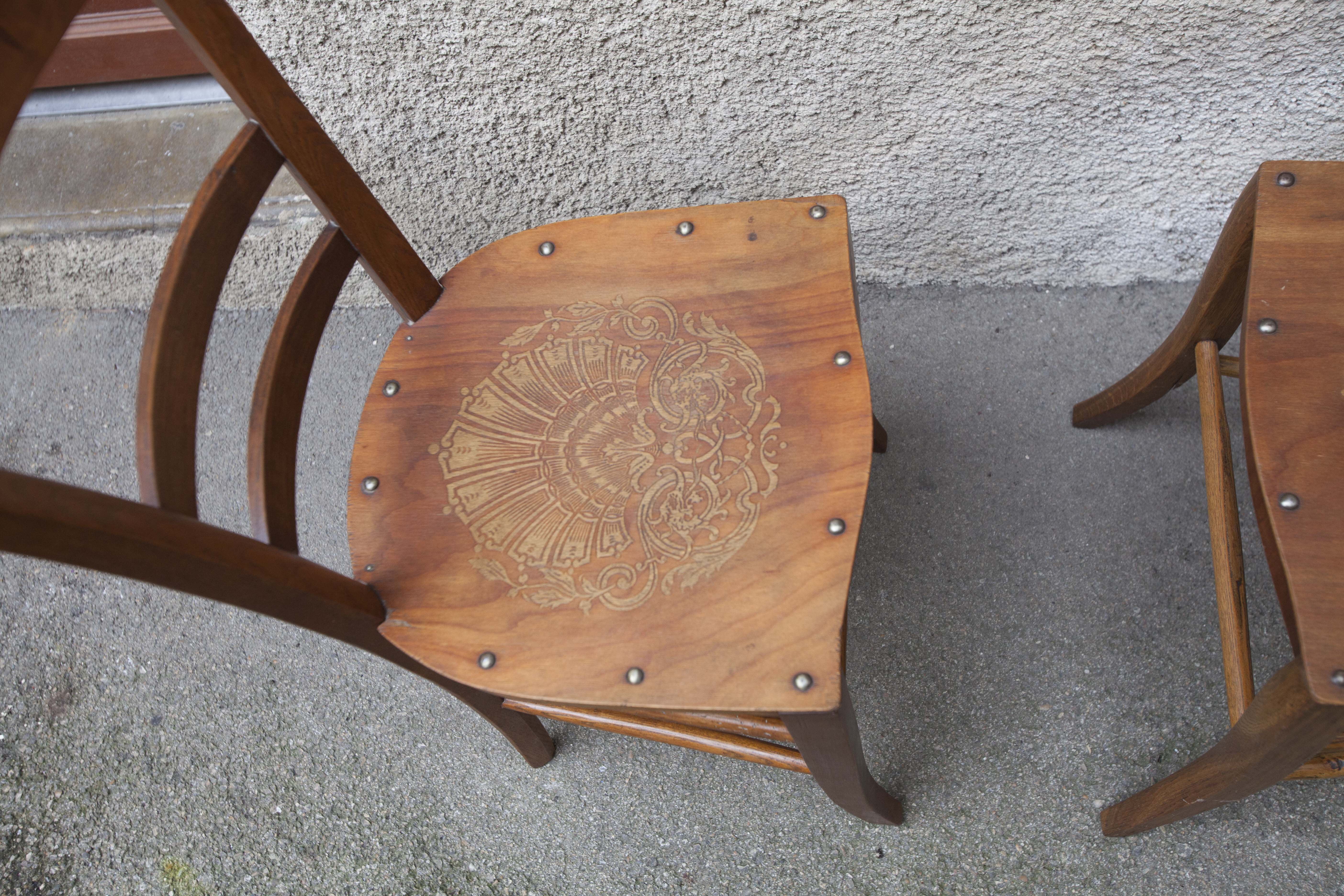 Pair of wooden chairs from the 1920s