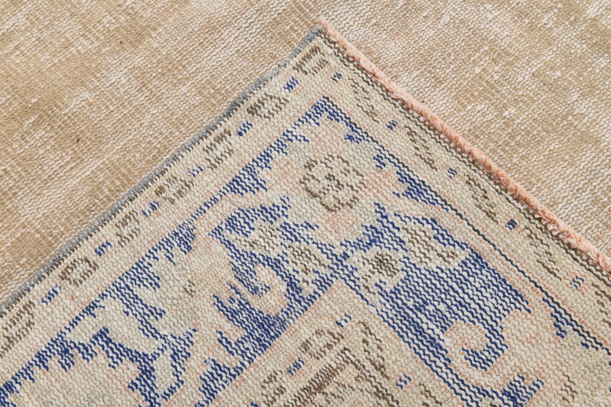 Madallion rug 225x321cm