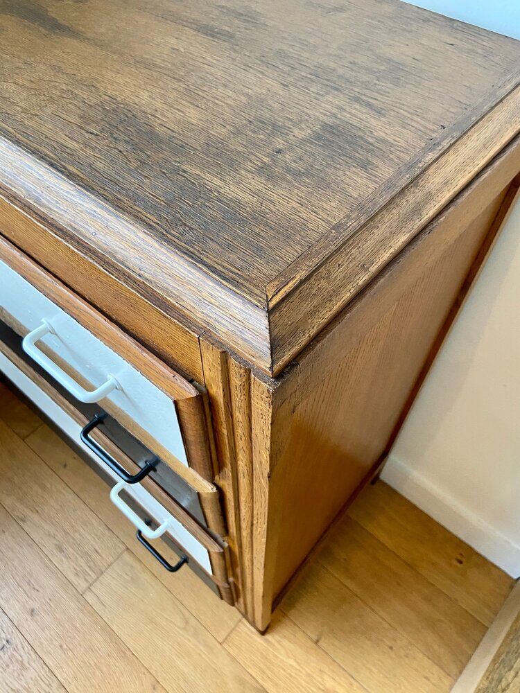 Wooden dresser 4 drawers