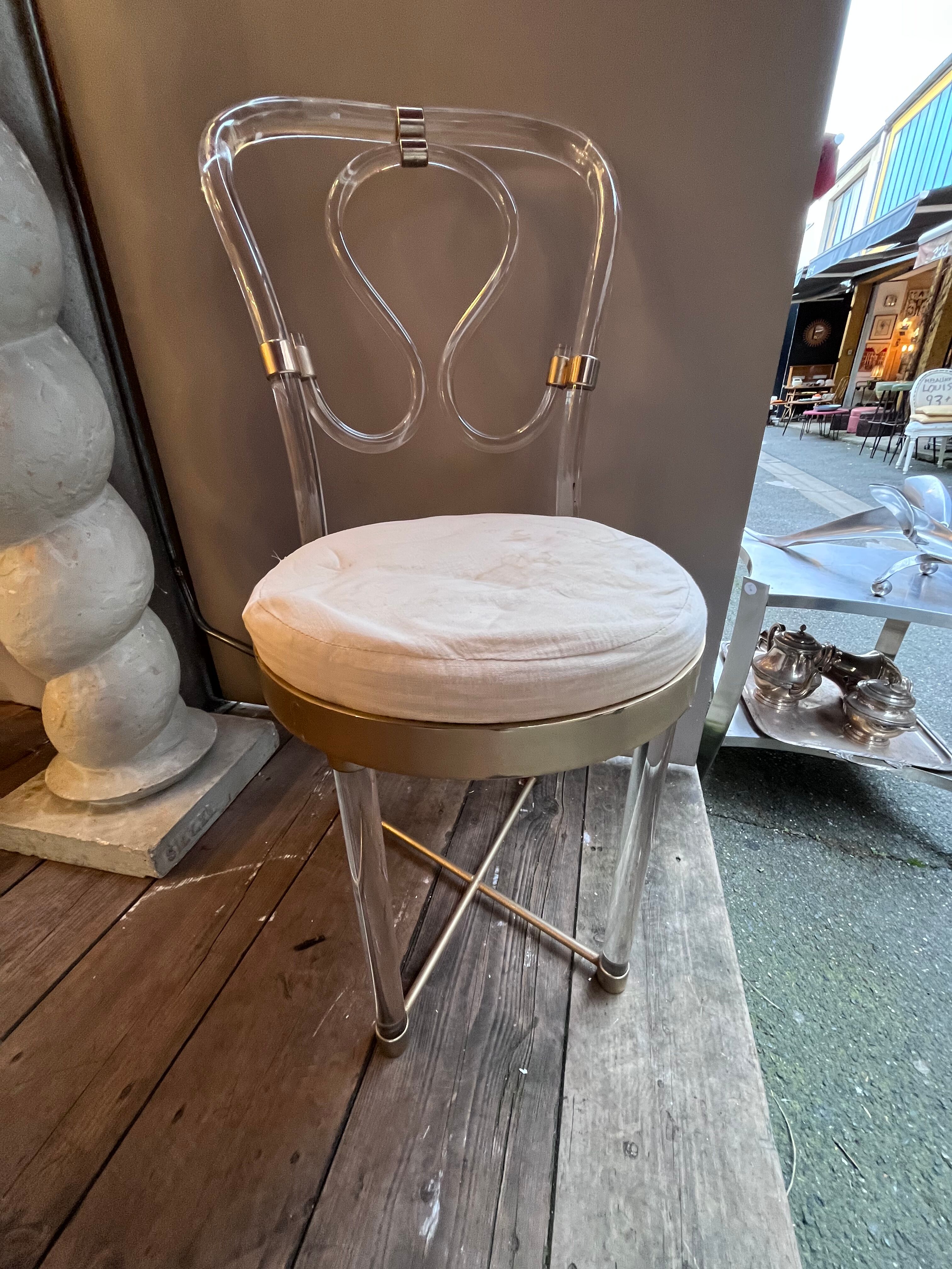 Chaise bistrot plexiglass vintage 1970