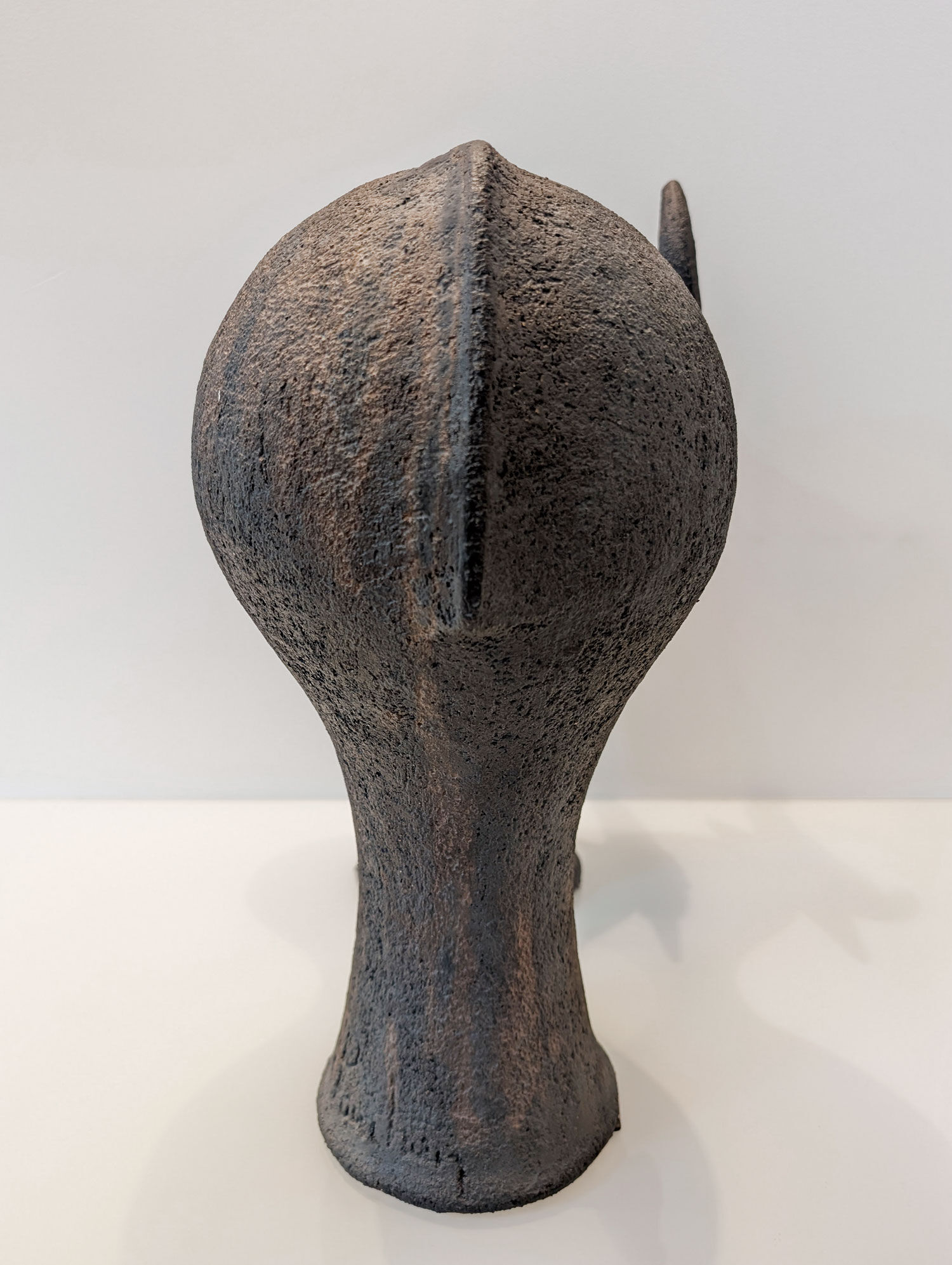 Large sandstone bull, by Dominique Pouchain, 2025