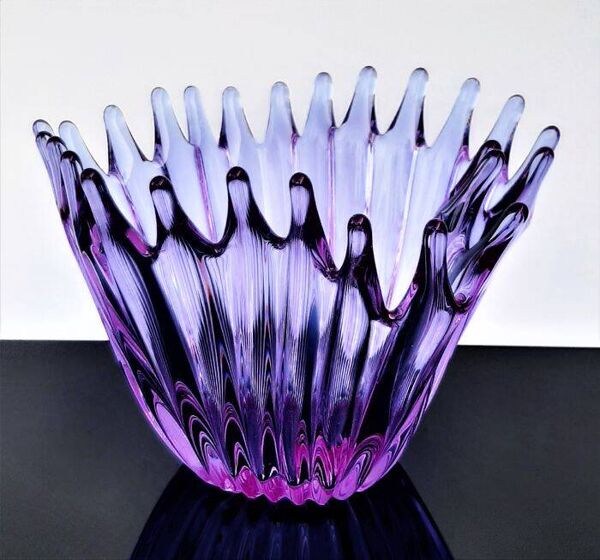 Vase - Grande Coupe en Cristal Violet • Vintage • Cristallerie de Bayel  • 1950