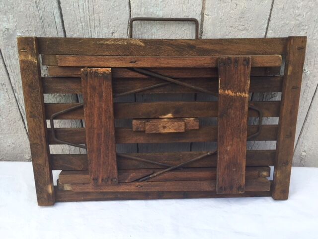Folding stool for painter or fisherman