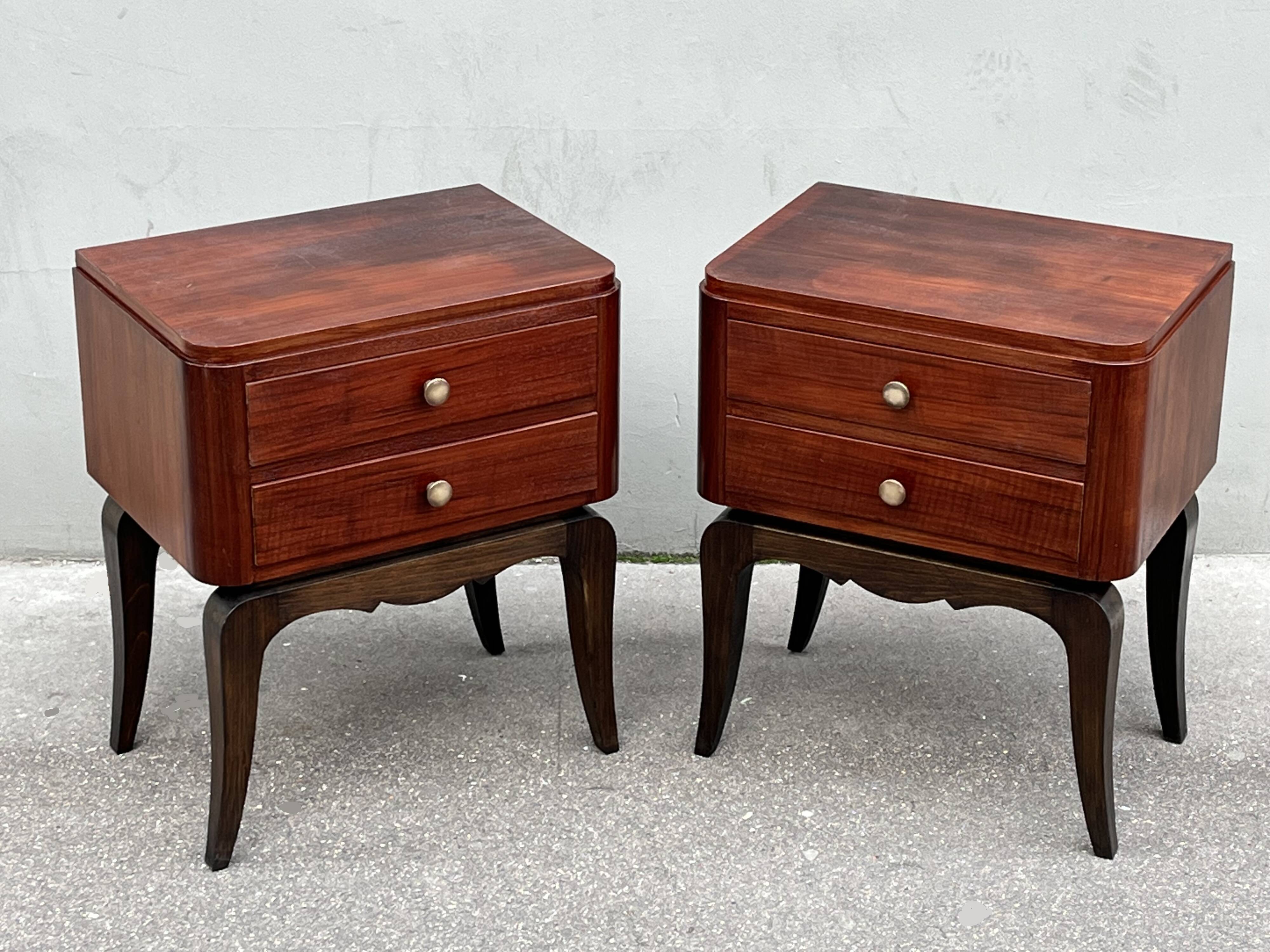 Pair of 1930s Art Deco bedside tables in rosewood.