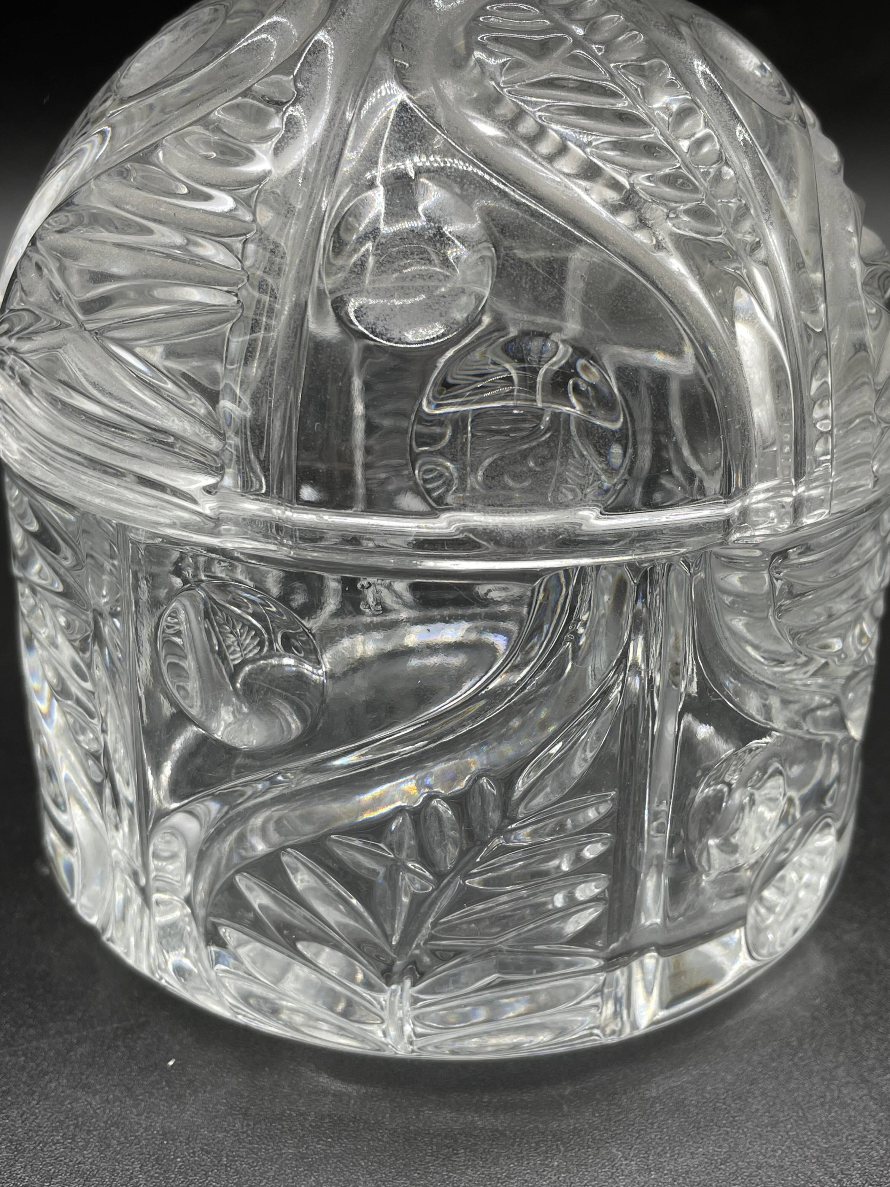 Bohemian crystal bonbonnière 24% PbO – Bohemia Czechoslovakia – Box