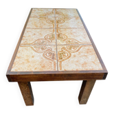 Table basse bois massif et céramique des années 1970 84x44cm