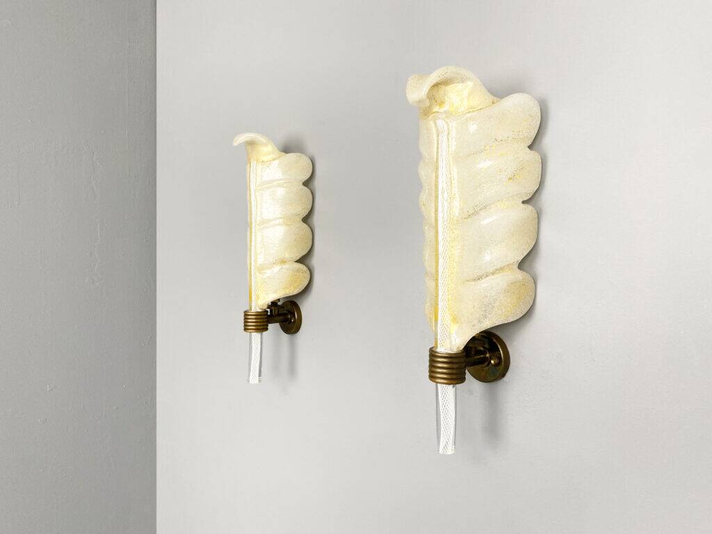 Pair of glass sconces, leaf design, by Andre Arbus for Veronese made by Barovier & Toso, Italy, 1950s
