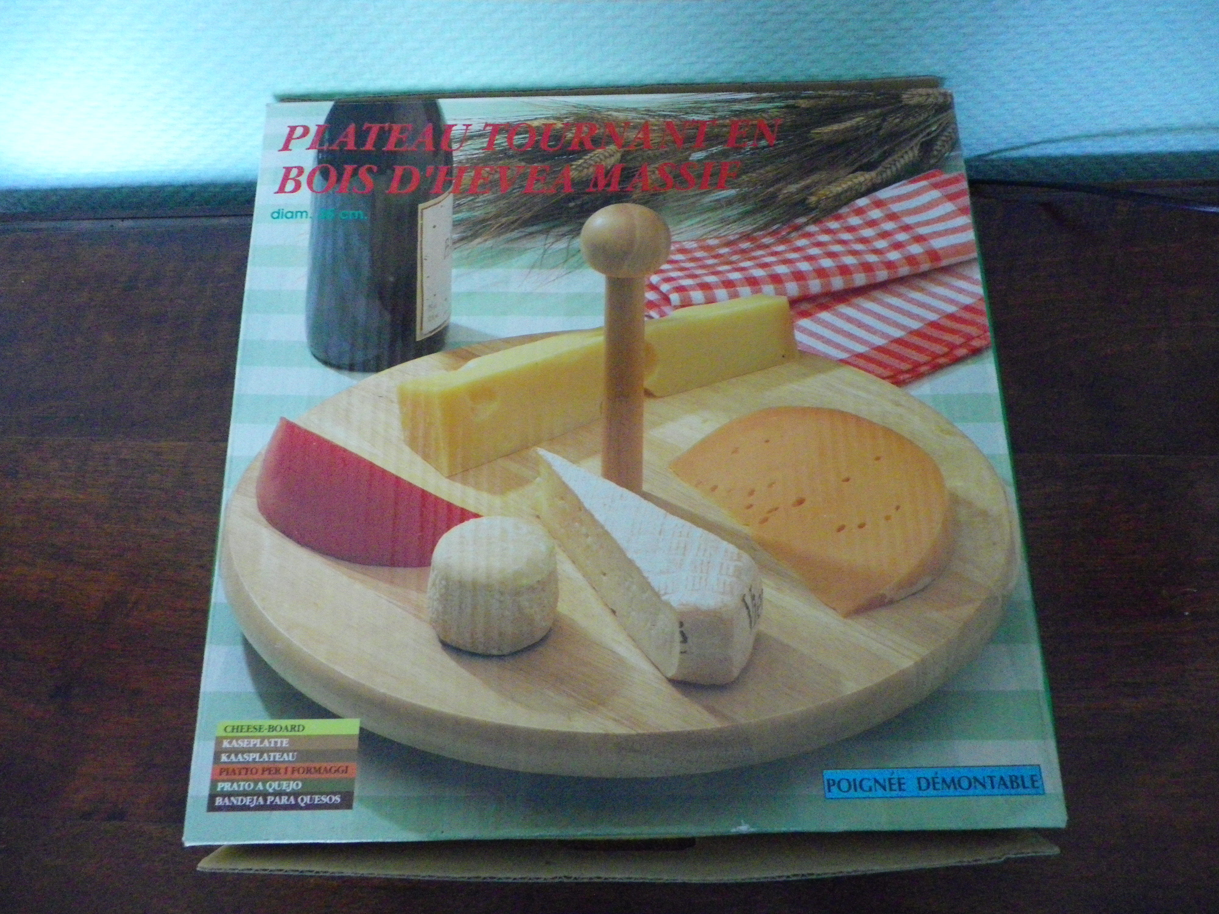 Solid Hevea wood cheese turntable, original box