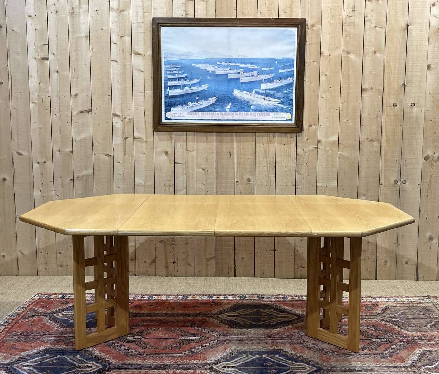 Table de salle à manger anglaise en chêne des années 1970 avec 2 allonges