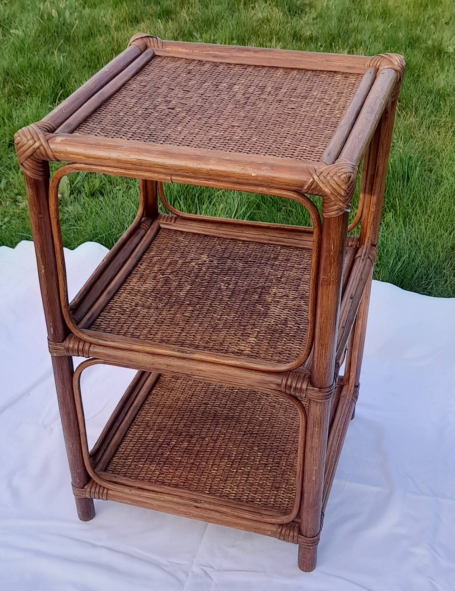 Brown rattan shelf 3 levels H 60 cm