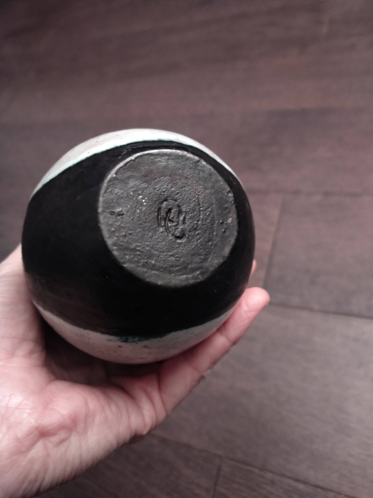 Vase by ceramist Claire Debril