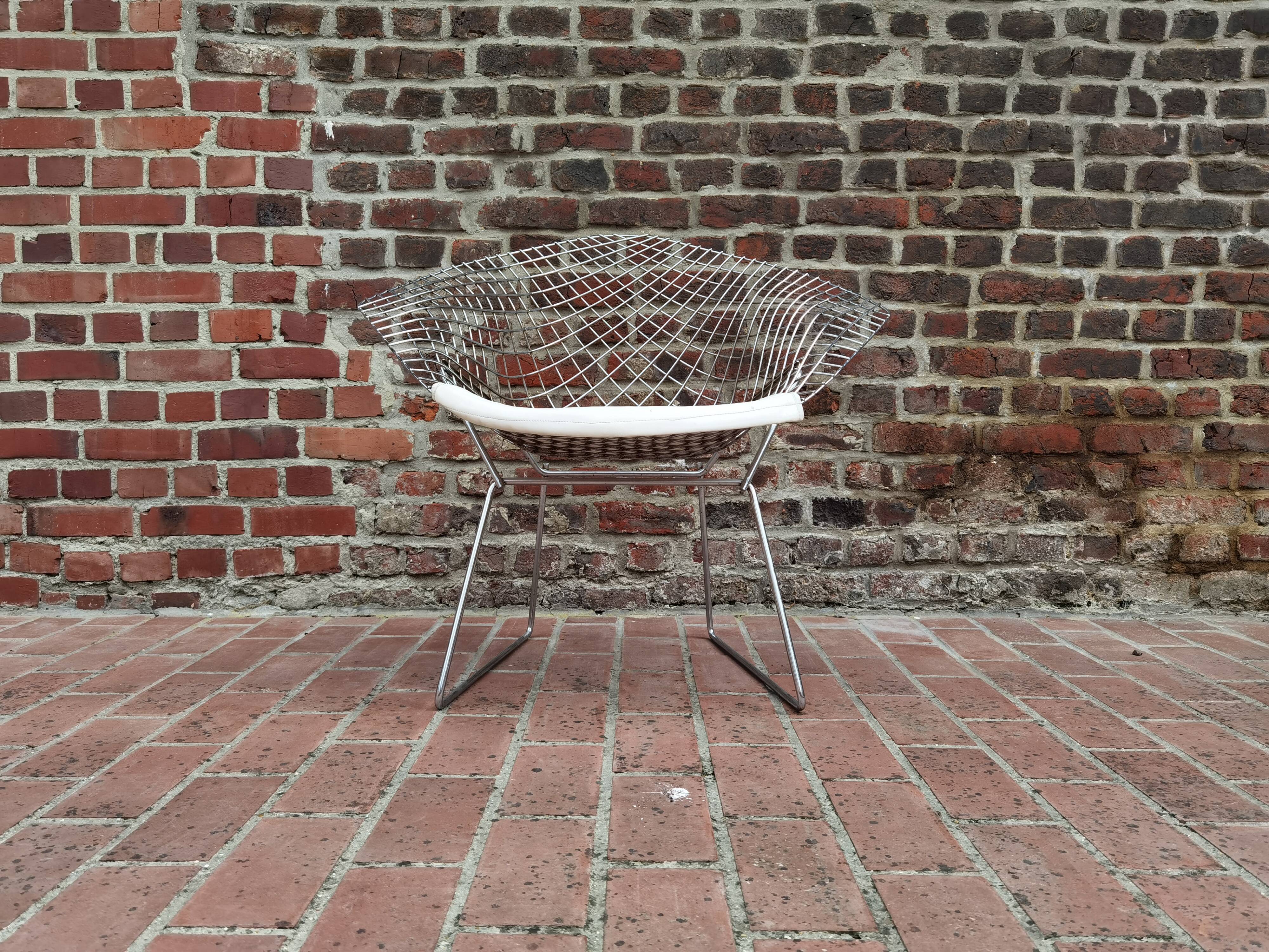 Diamond armchair by Harry Bertoia for Knoll