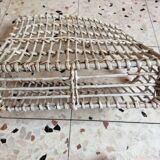 Wall basket
