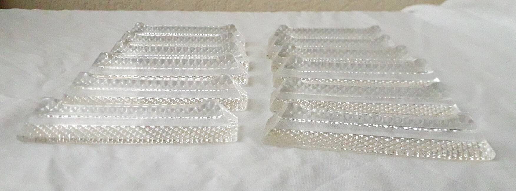 Crystal knife holder