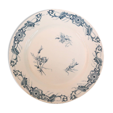 Large round dish, Creil and Montereau, Centaurea service, iron earth, late 19th century