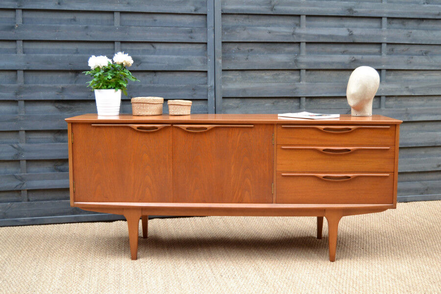 Sideboard english by Jentique