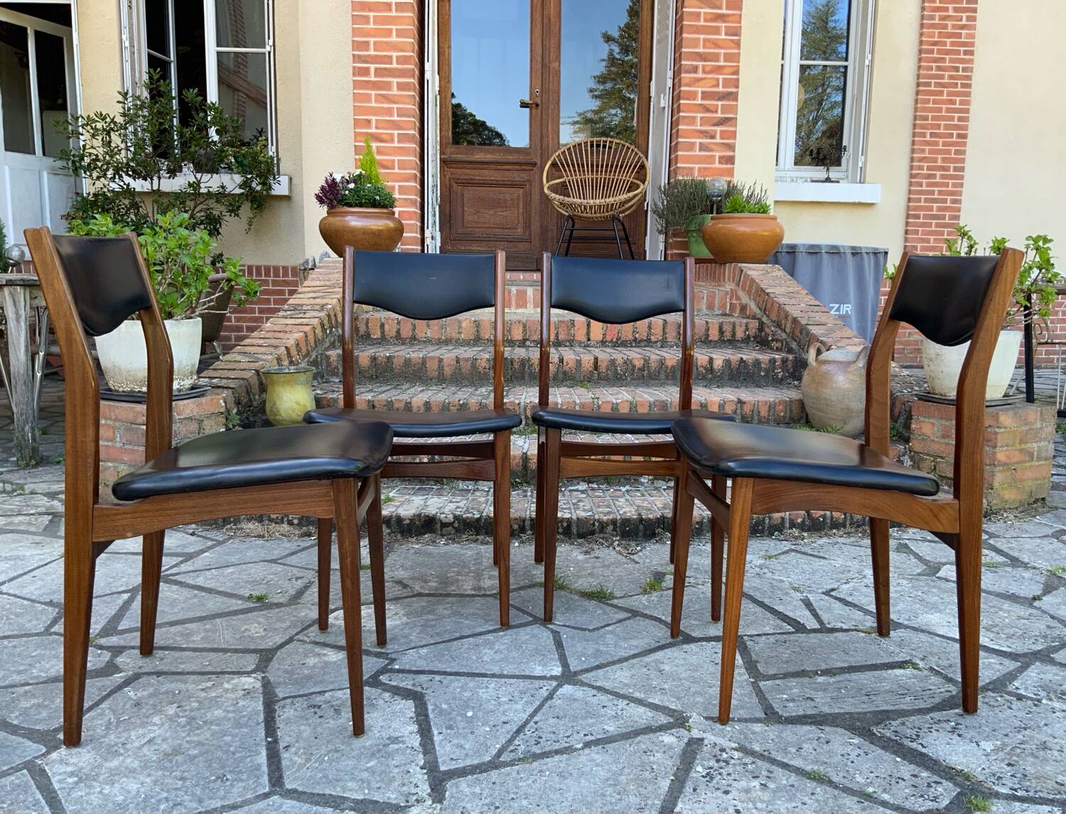 4 Scandinavian black leatherette chairs
