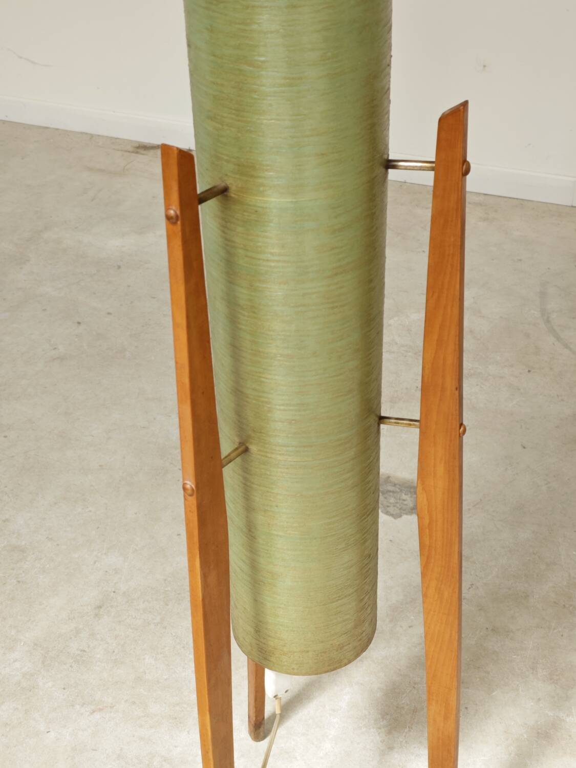 Rocket green floor lamp by Novoplast fiber and wood 1960