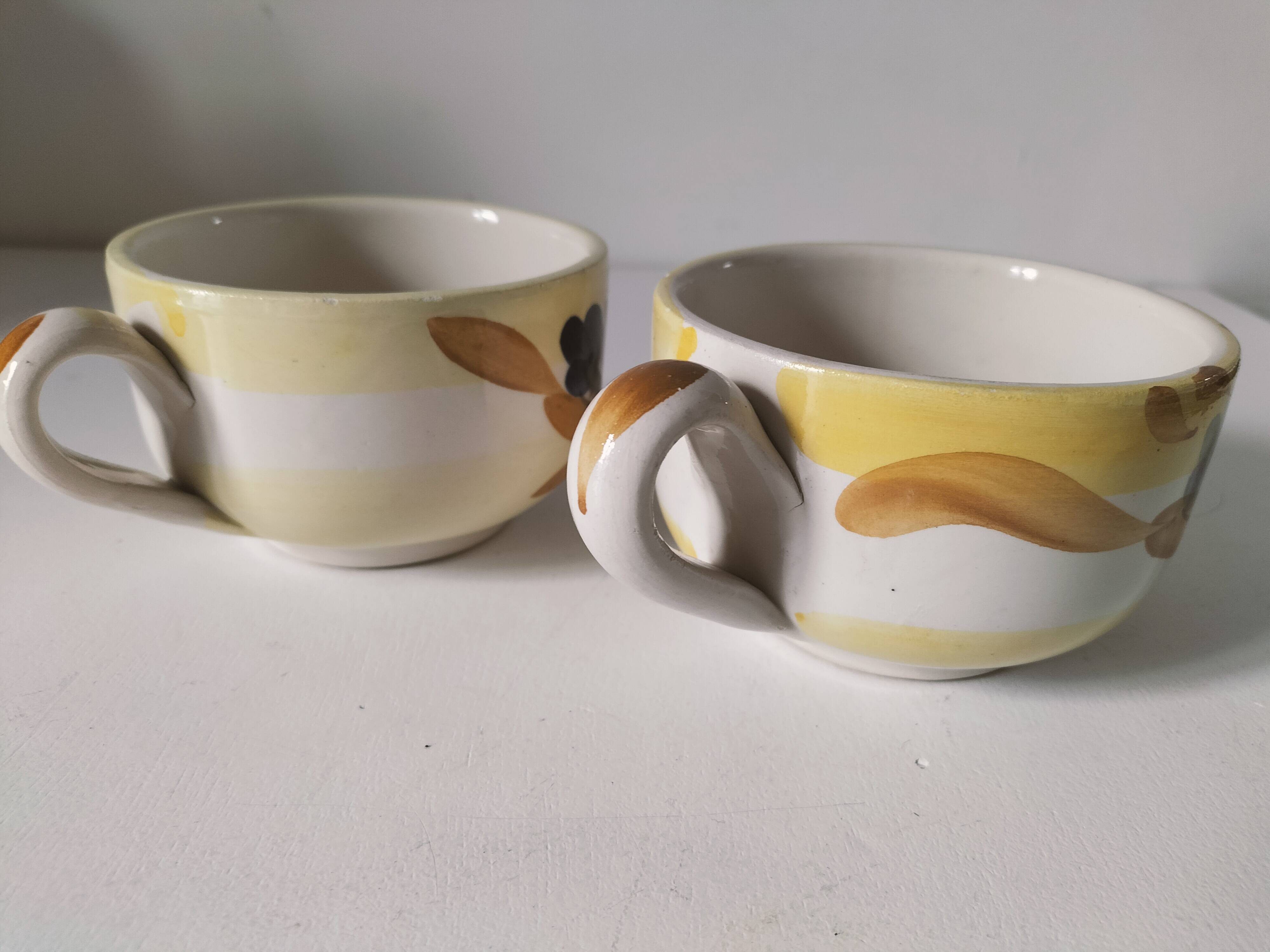 Two large vintage hand-painted mugs – Orange and blue flowers