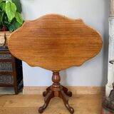 19th century violin pedestal table with tilting top