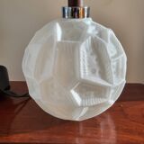 Lampe à suspension vintage, vermoedelijk Peill & Putzler, verre opalin avec relief