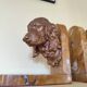 Paire de serres livres têtes de chiens en régule sur plaque de marbre, signé Lecourtier - sculptures