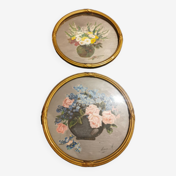 Pairs of flower frames on wood