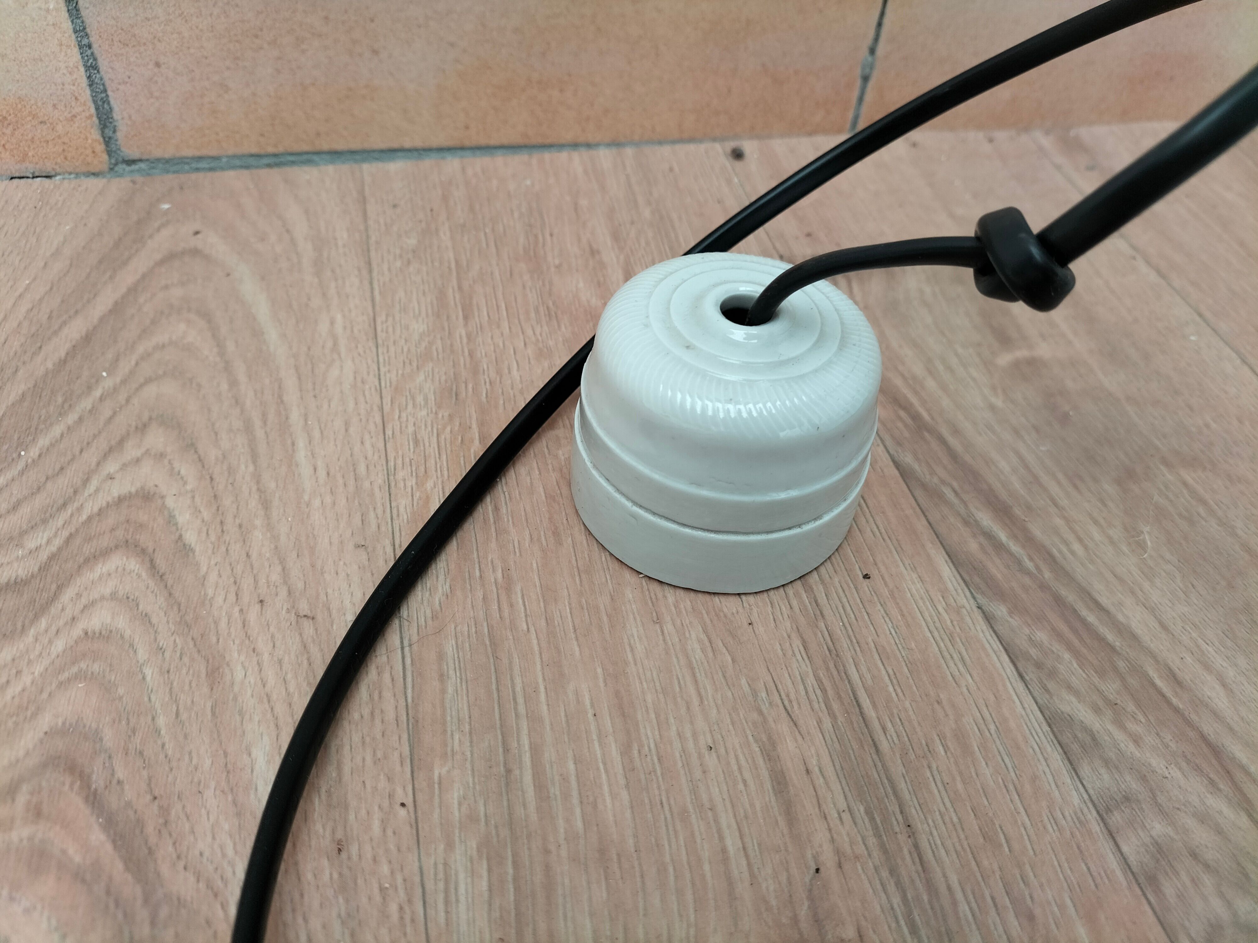 Series of 3 industrial suspensions