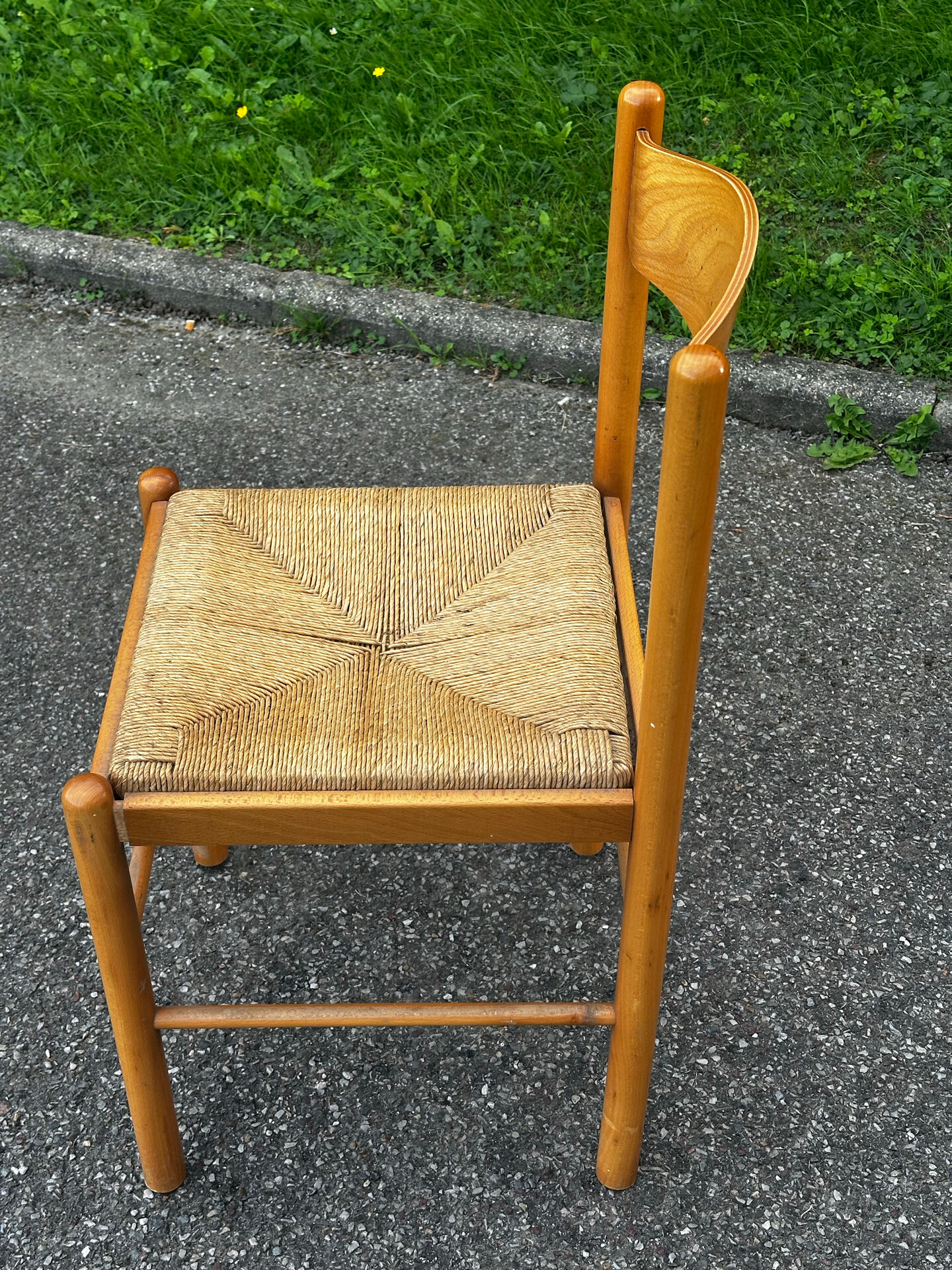 Paire de chaises en bois et paille – années 50-60