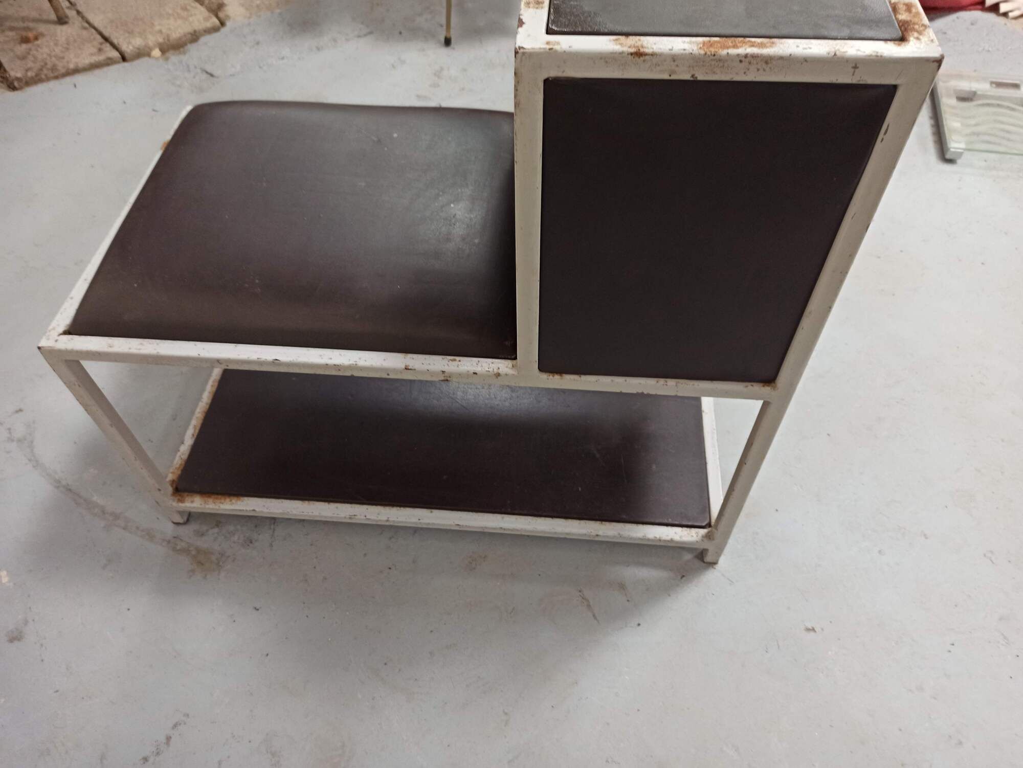 Professional furniture shoe store stool seat chair skai and iron