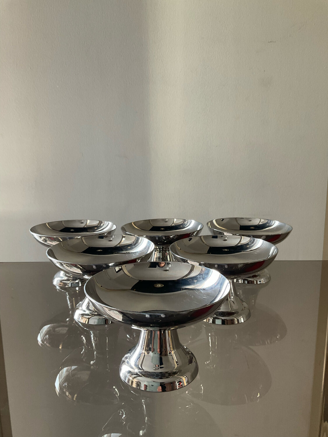 Series of 6 vintage stainless steel ice cream cups