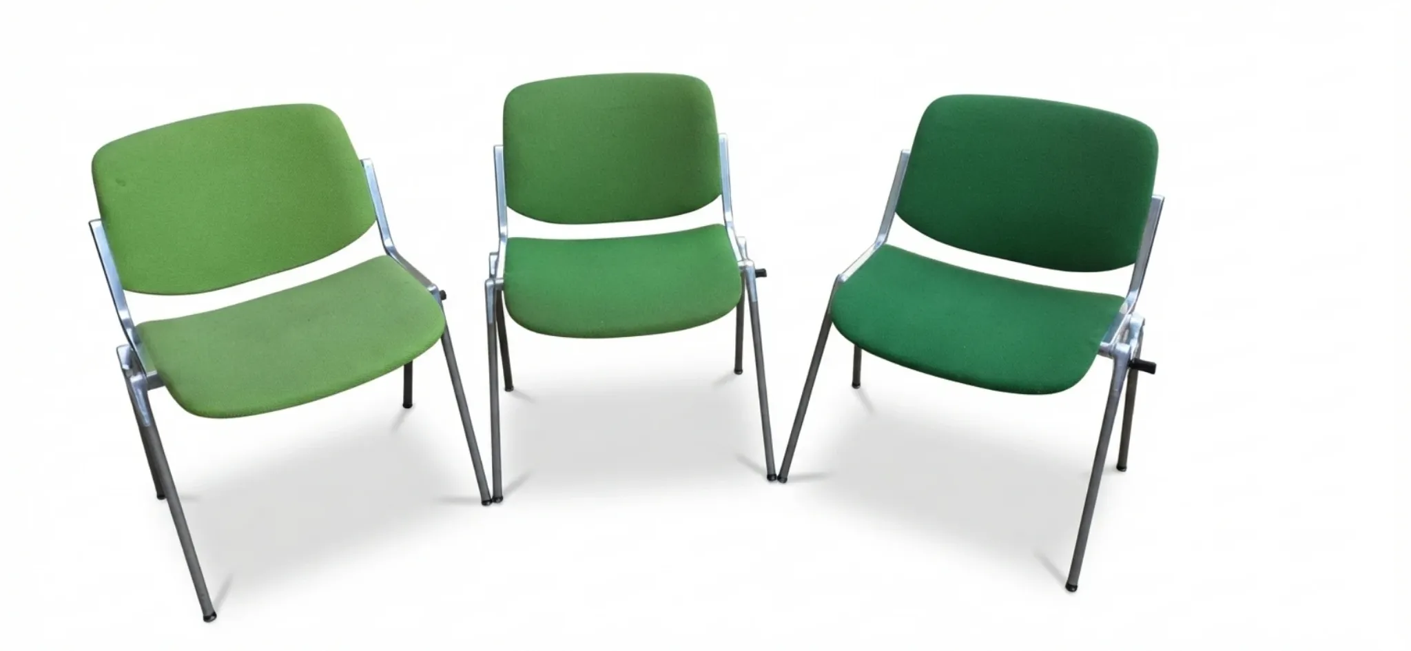 Set of 3 DSC 106 chairs by Castelli, Giancarlo Piretti, forest green.