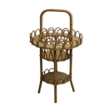 Portable bar stores rattan bottles