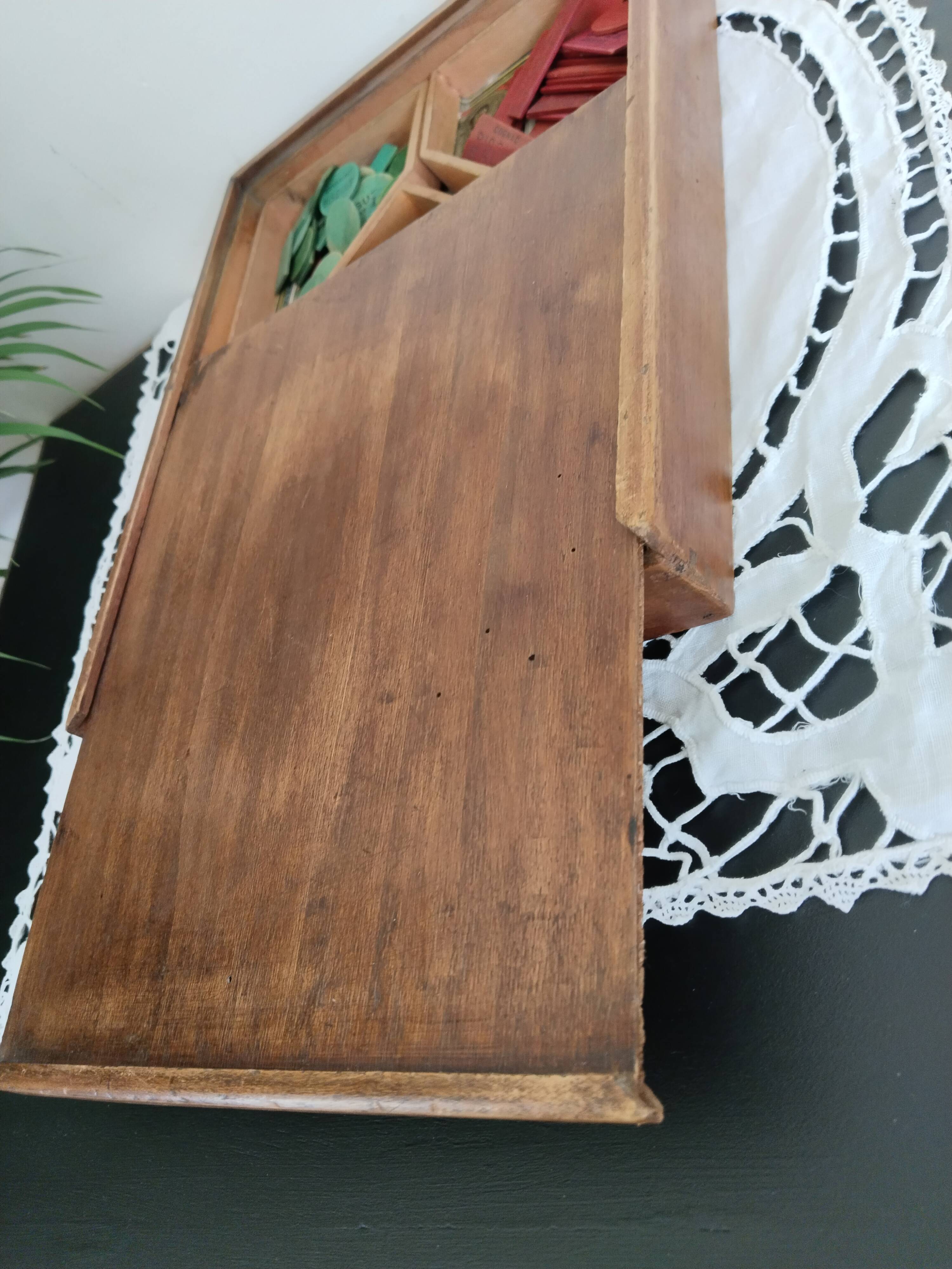 Old Yellow Dwarf game, wooden box, 1940s