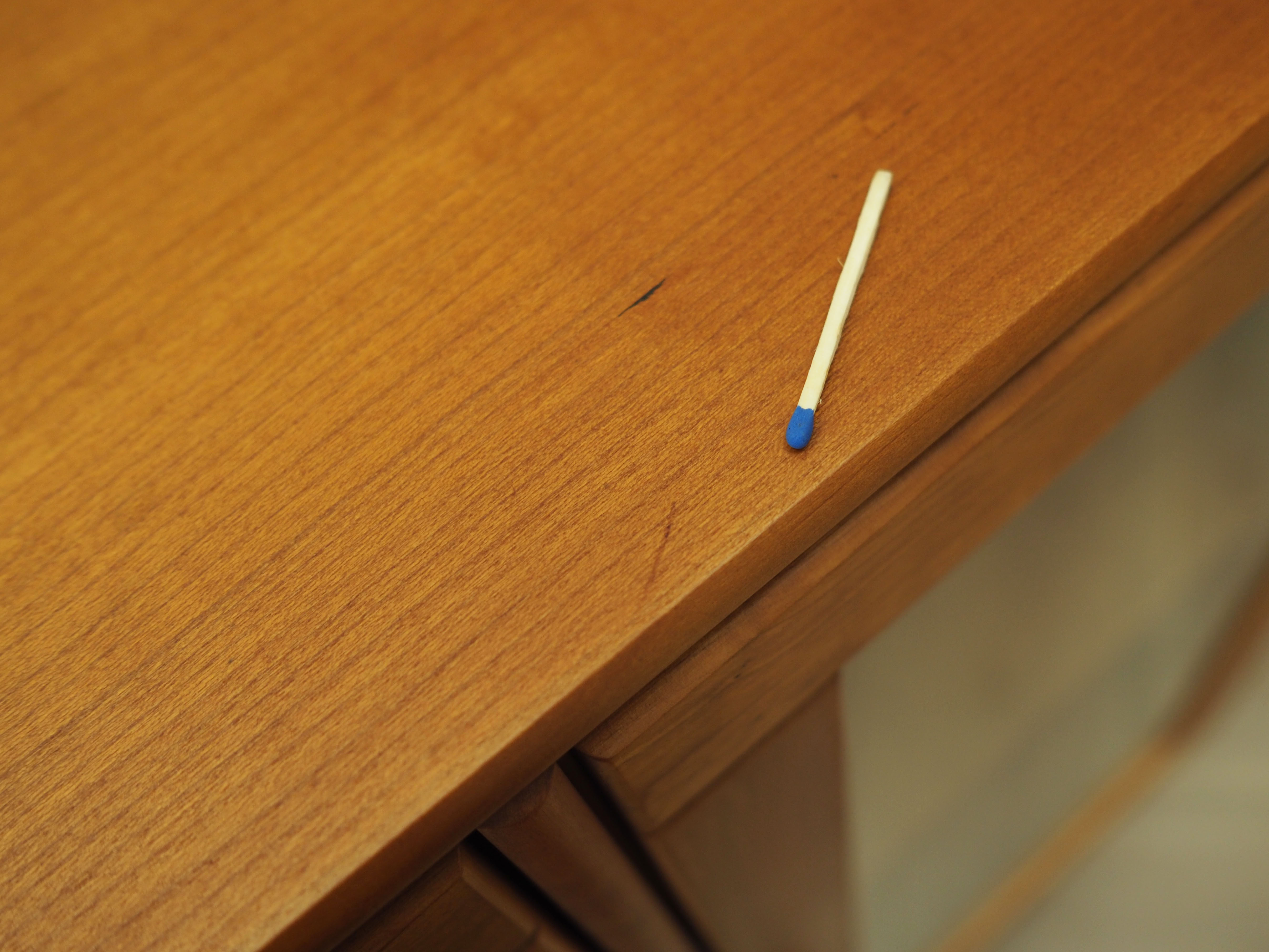 Vitrine en acajou, design danois, années 1970, Danemark