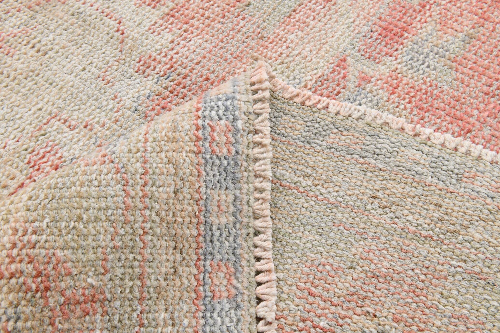 6x9 Pale Red & Beige Vintage Rug