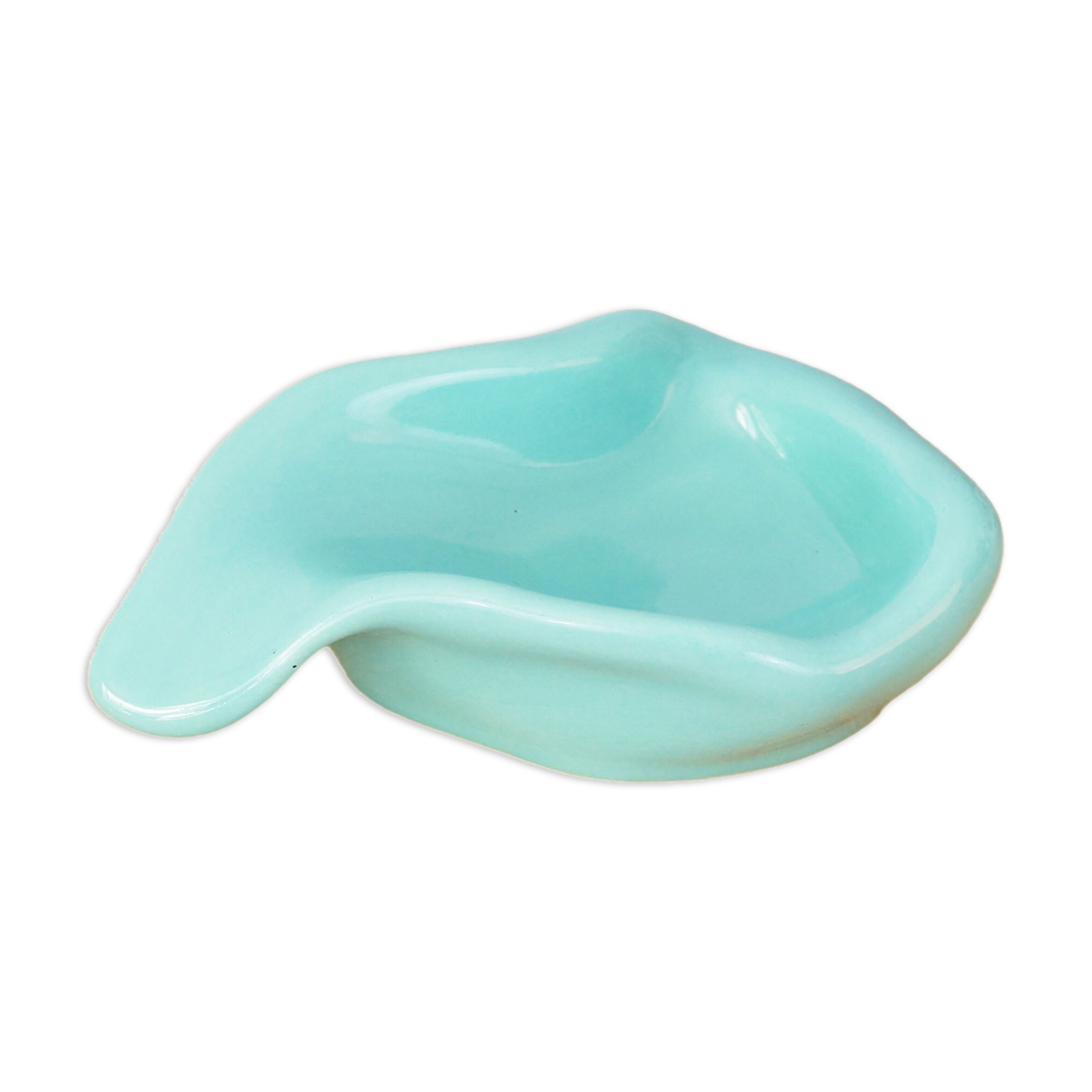 Vintage ashtray in earthenware, organic form