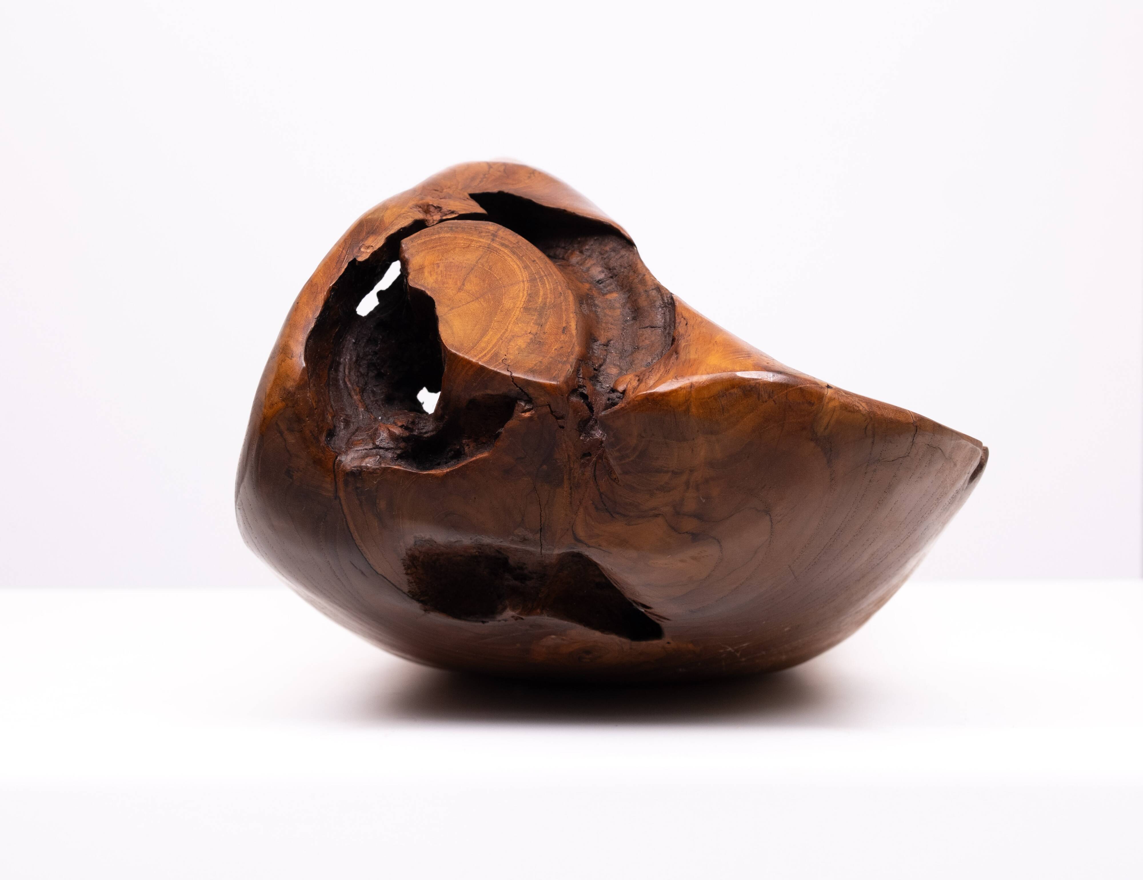 Large Carved Olive Wood Fruit basket 1970s