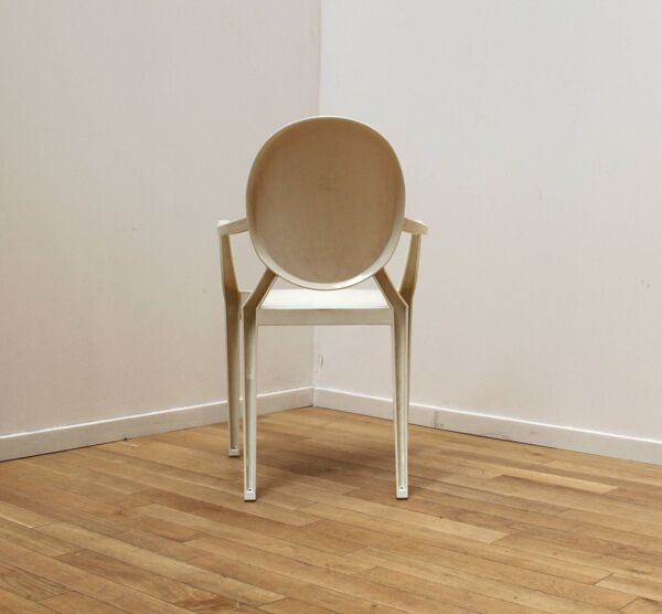Chaise Louis Ghost, Philippe Starck