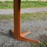 Dining round vintage with extensions