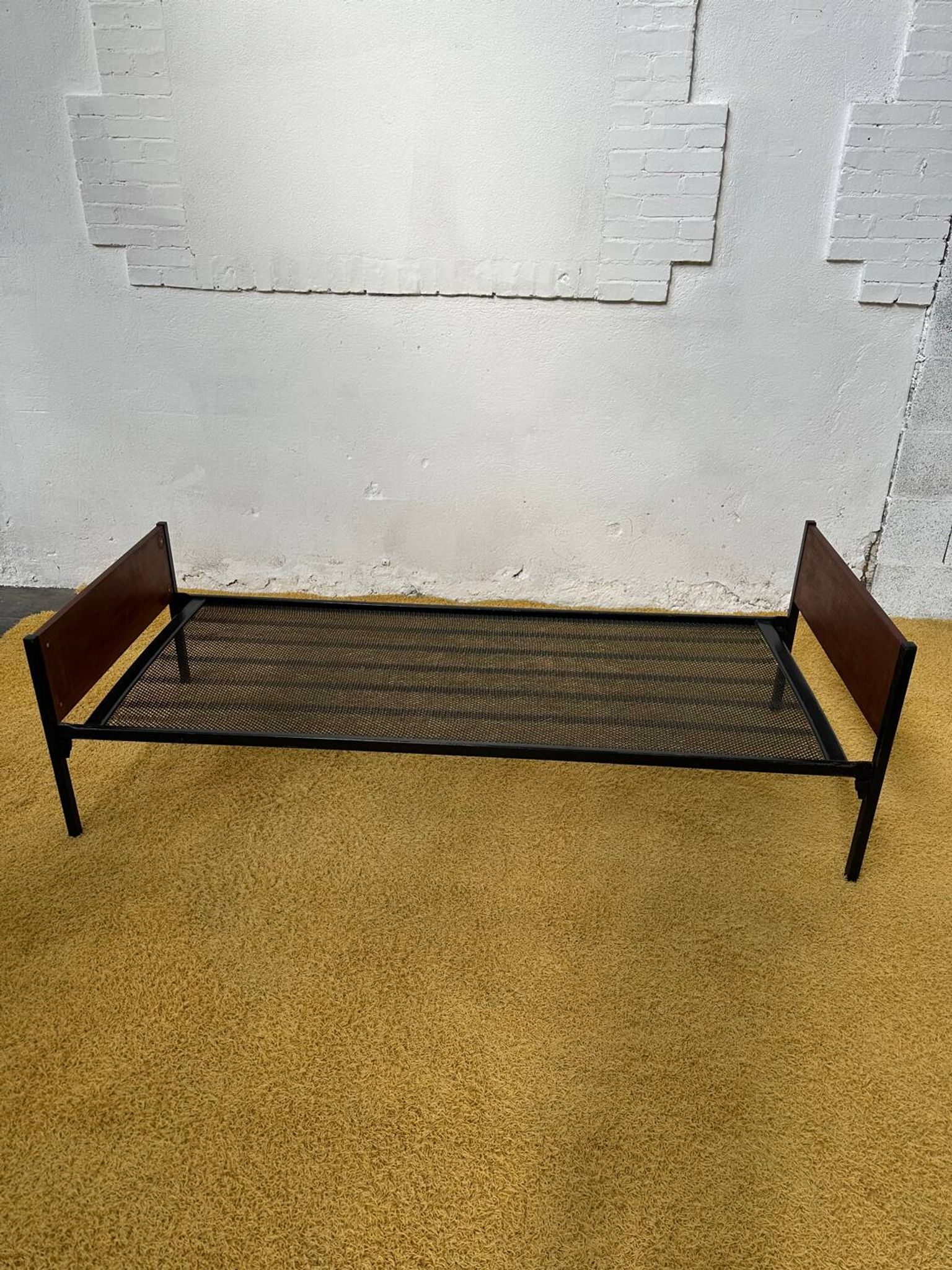 Daybed ou lit simple scandinave placage teck