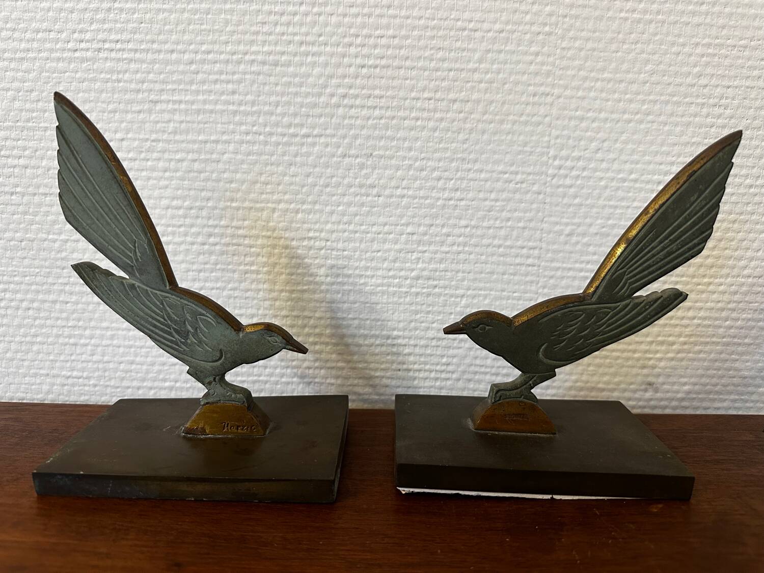 Pair of Swallow Bookends Bronze with Green Patina Art Deco / Herzic