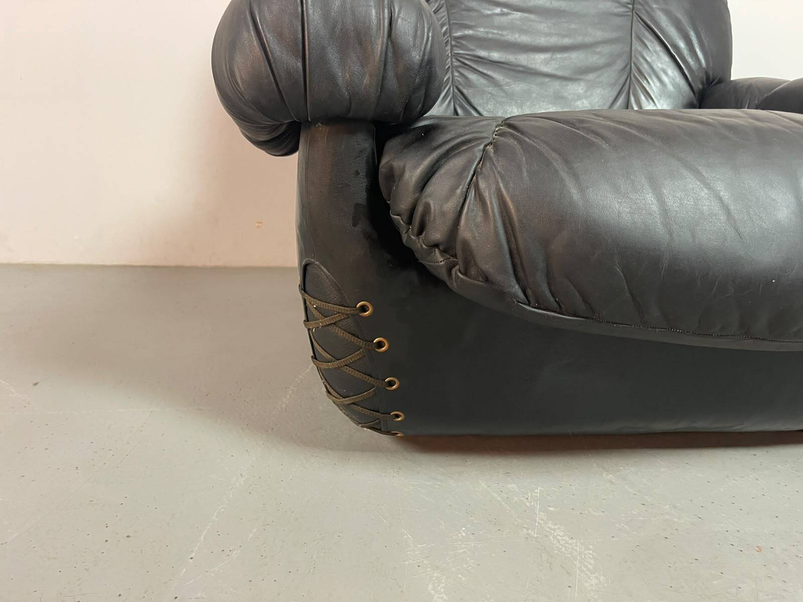 Large Set of Italian Space Age Black Leather Lounge Chairs with Brass
