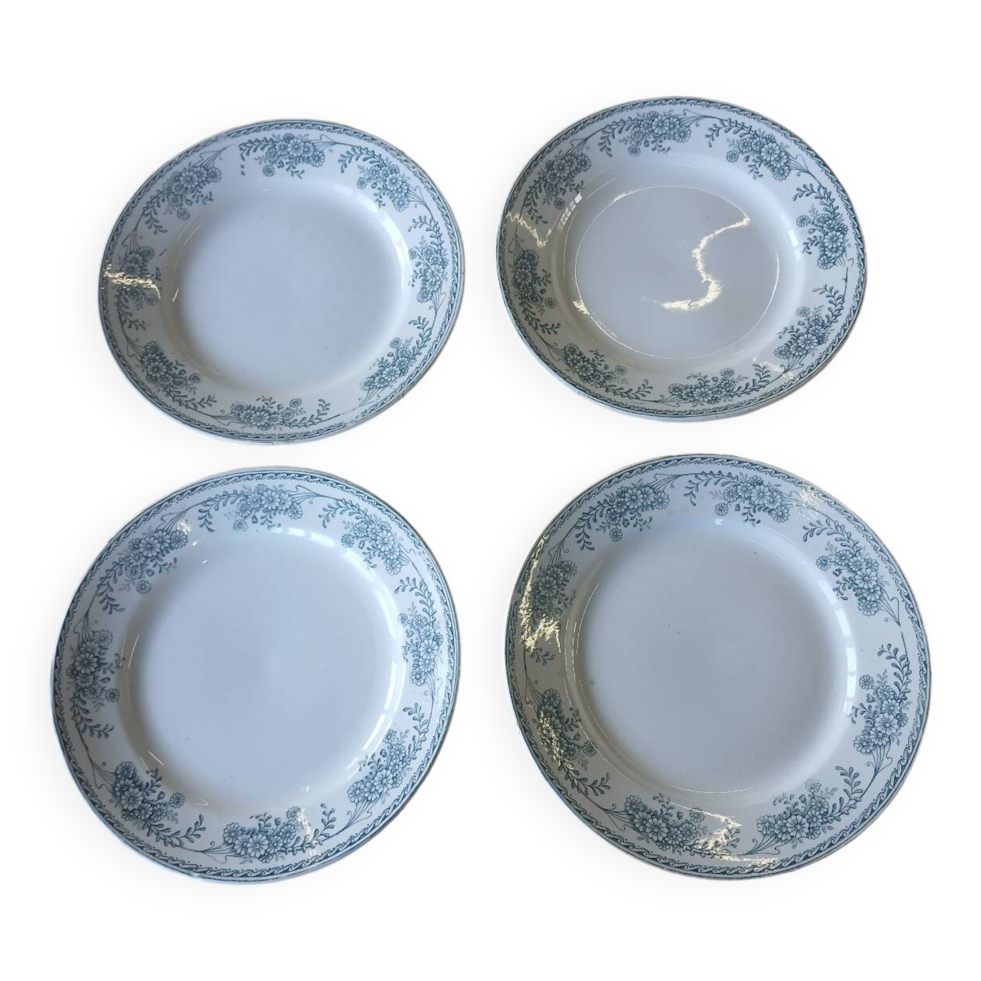 4 old flat plates Terre de fer