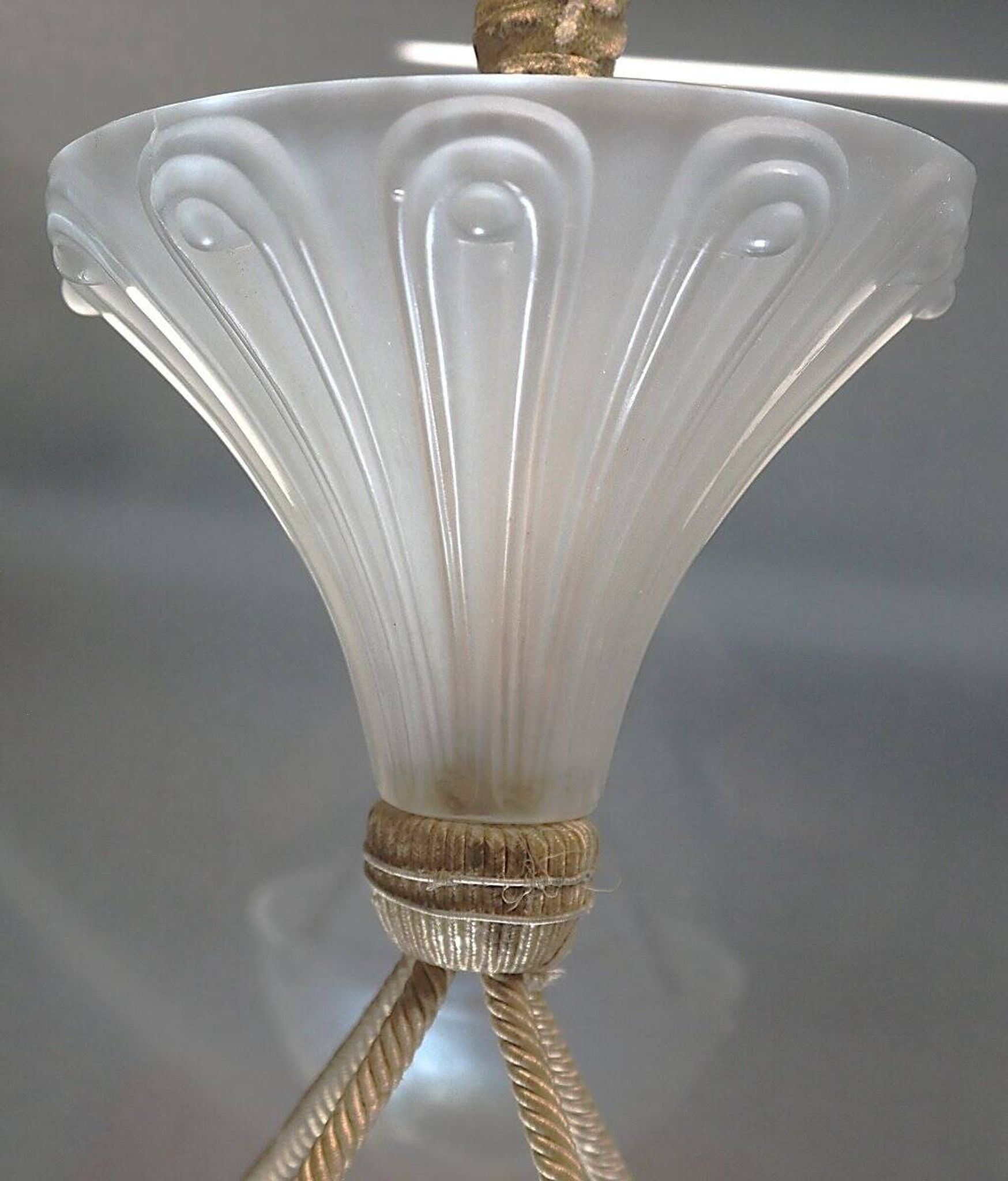 René Lalique, pendant light, opalescent chandelier, "Dahlias", signed, excellent condition.